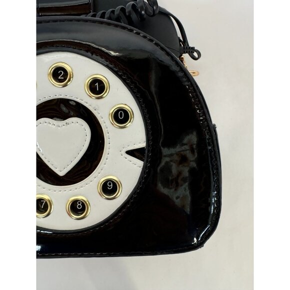 Retro Black & White Telephone Handbag With Heart Dial & Functional Cord - Picture 6 of 16